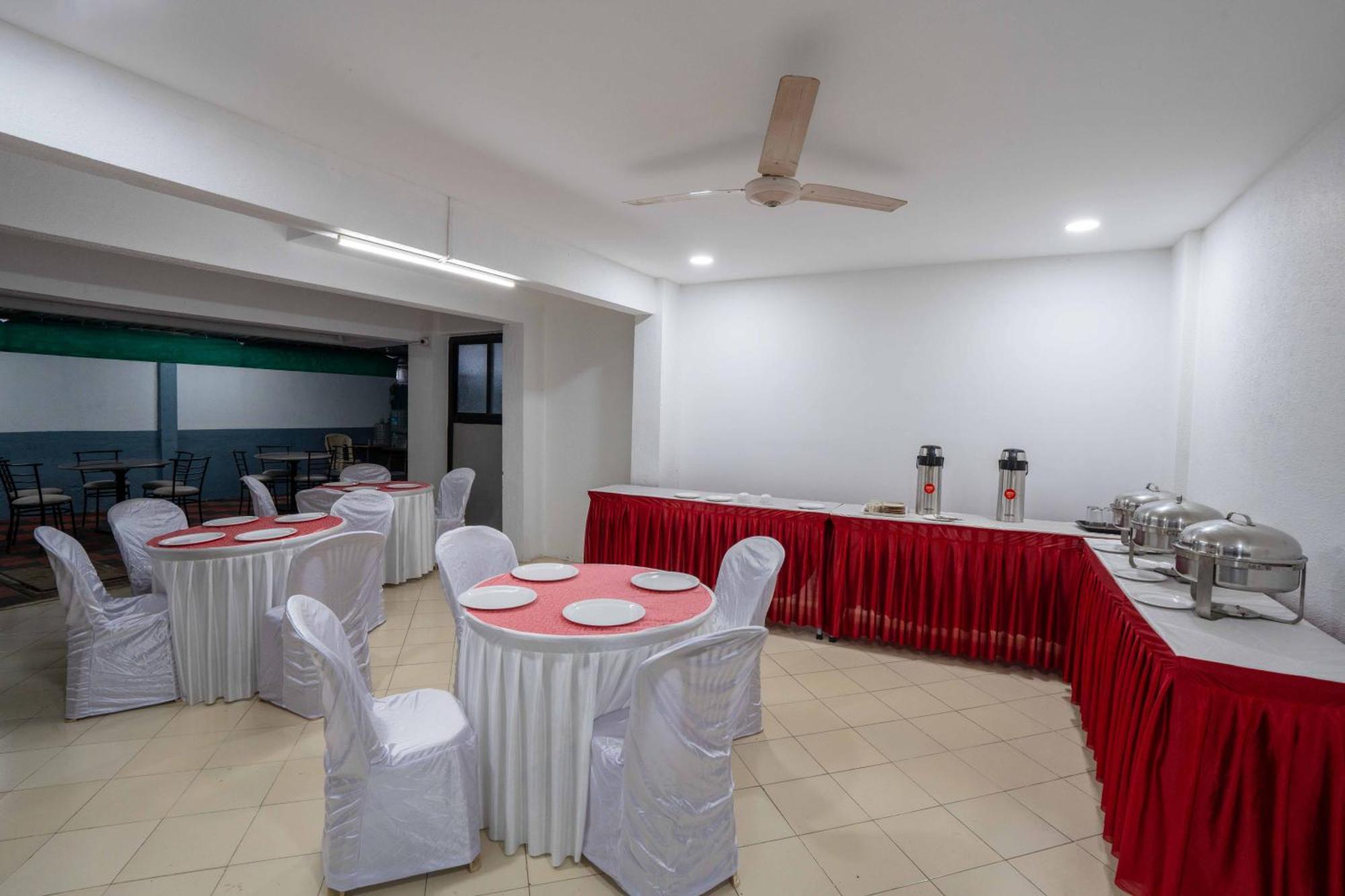 Treebo Royal Comfort Atithi ปูเน่ ภายนอก รูปภาพ