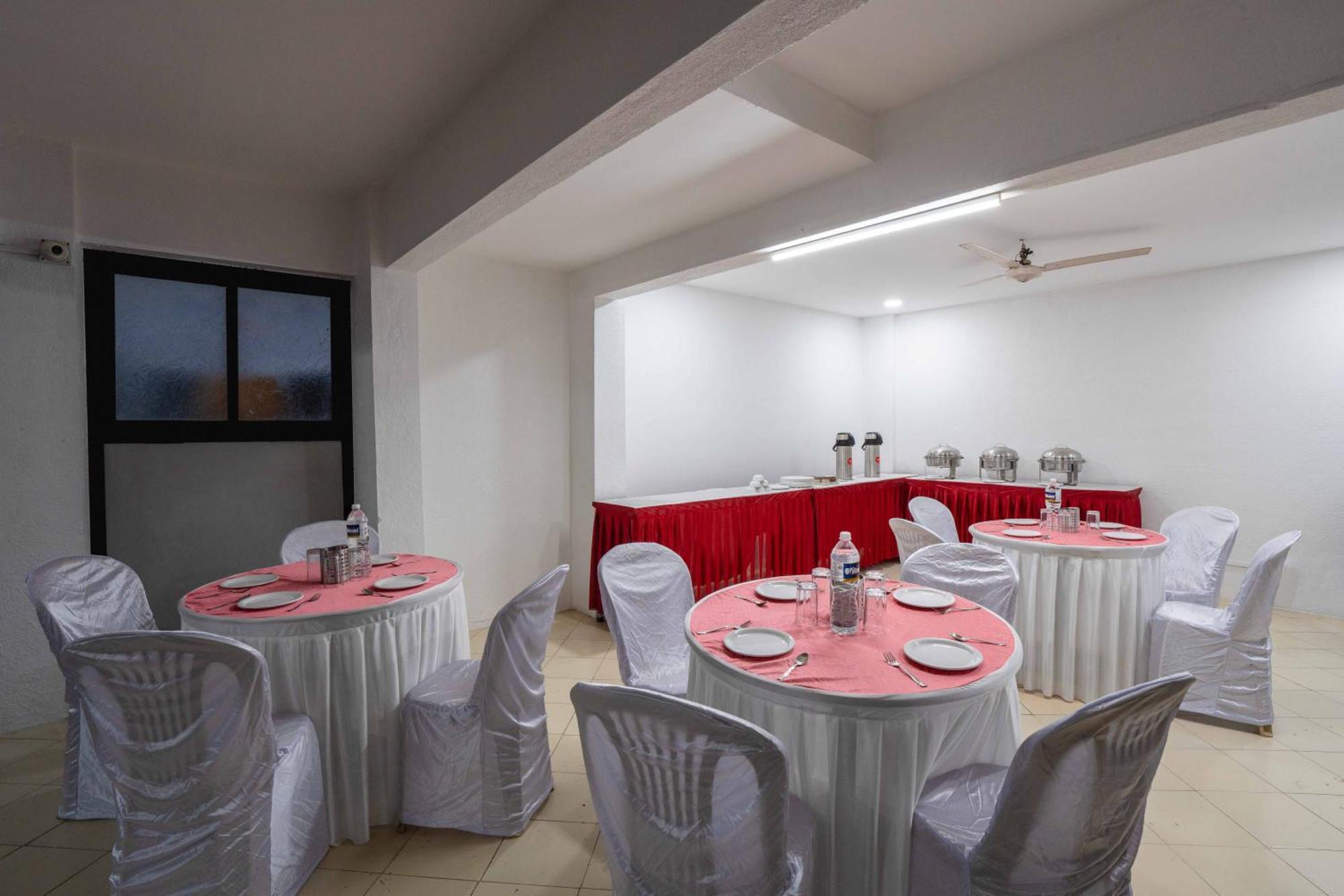 Treebo Royal Comfort Atithi ปูเน่ ภายนอก รูปภาพ