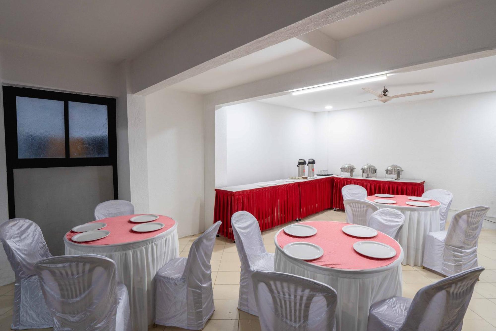Treebo Royal Comfort Atithi ปูเน่ ภายนอก รูปภาพ